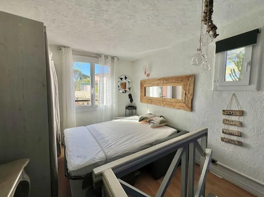 Lejlighed Studio Duplex Proche Mer Gare Commerce Saint-Raphaël Frankrig
